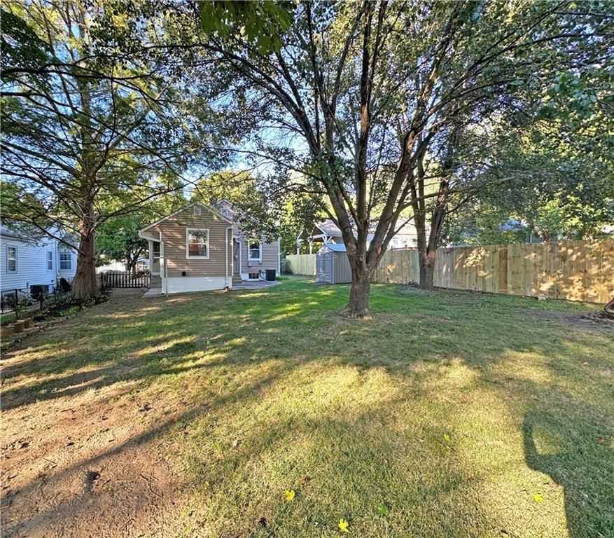 701 W 86th Street — photo 14
