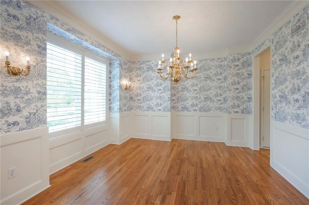 15223 Woodson Lane — photo 8