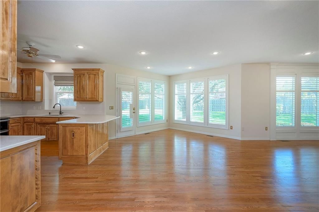 15223 Woodson Lane — photo 17
