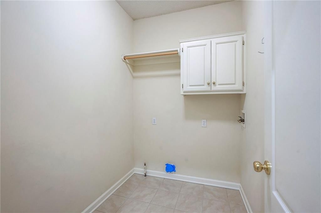 15223 Woodson Lane — photo 26