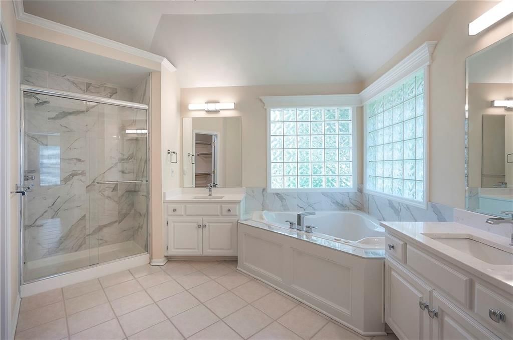 15223 Woodson Lane — photo 37