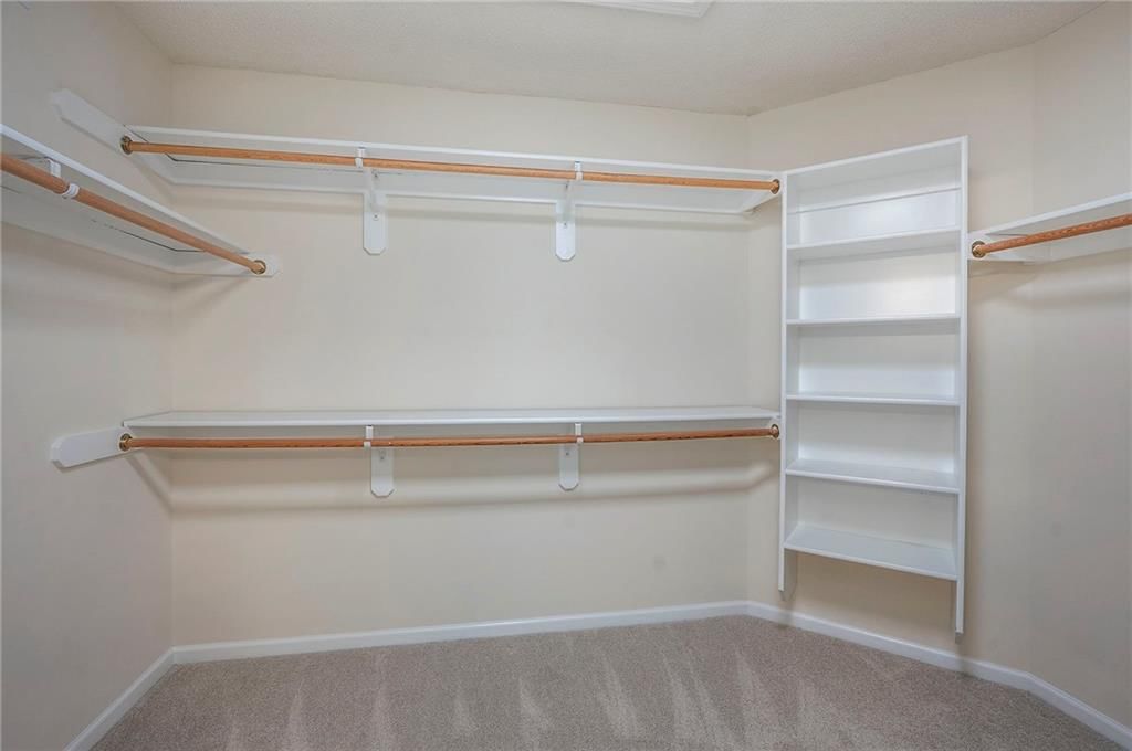 15223 Woodson Lane — photo 39