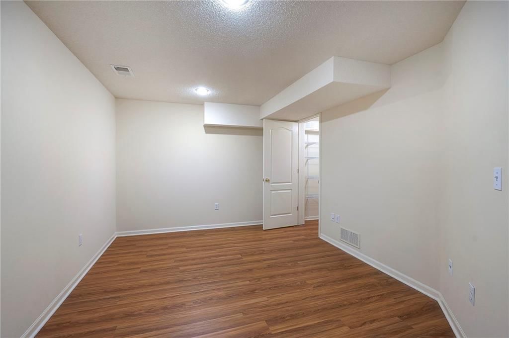 15223 Woodson Lane — photo 41