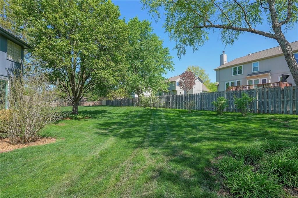 15223 Woodson Lane — photo 51