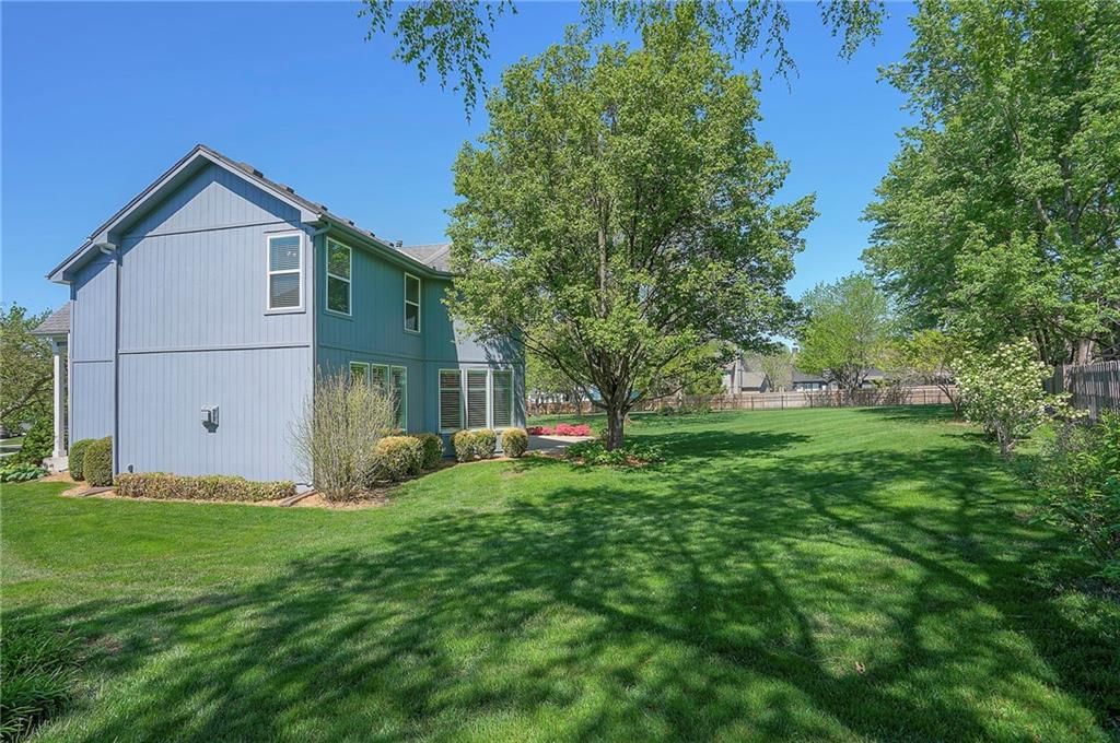 15223 Woodson Lane — photo 52