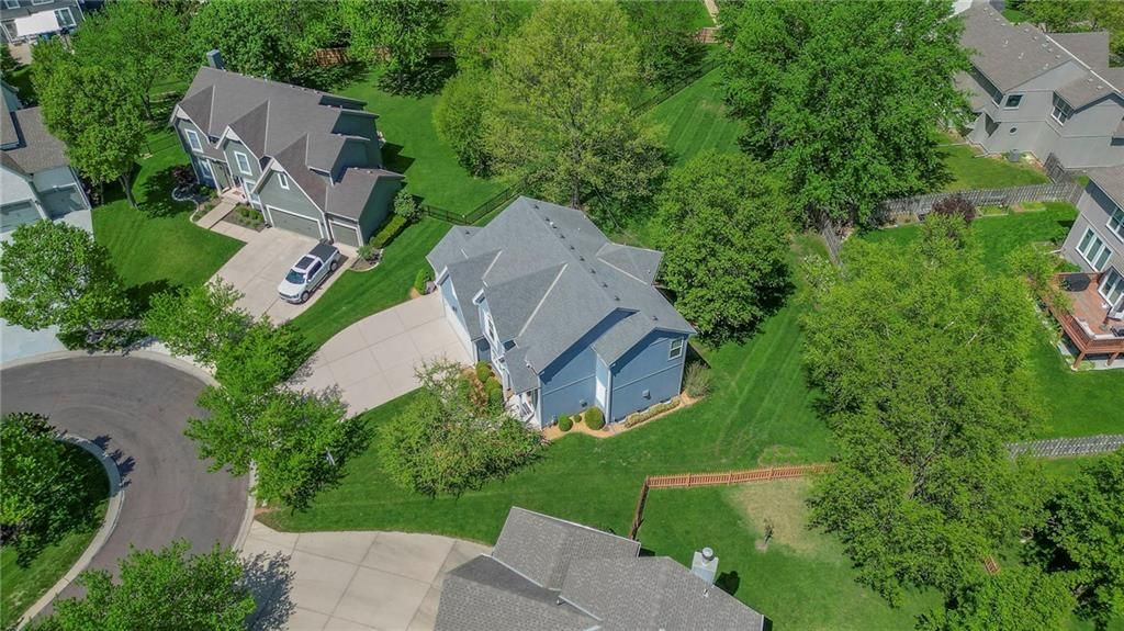 15223 Woodson Lane — photo 59
