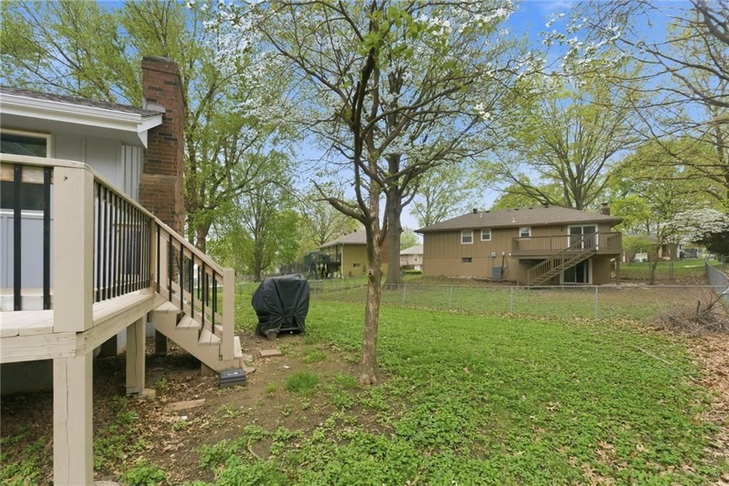 516 NE Johnston Drive — photo 20