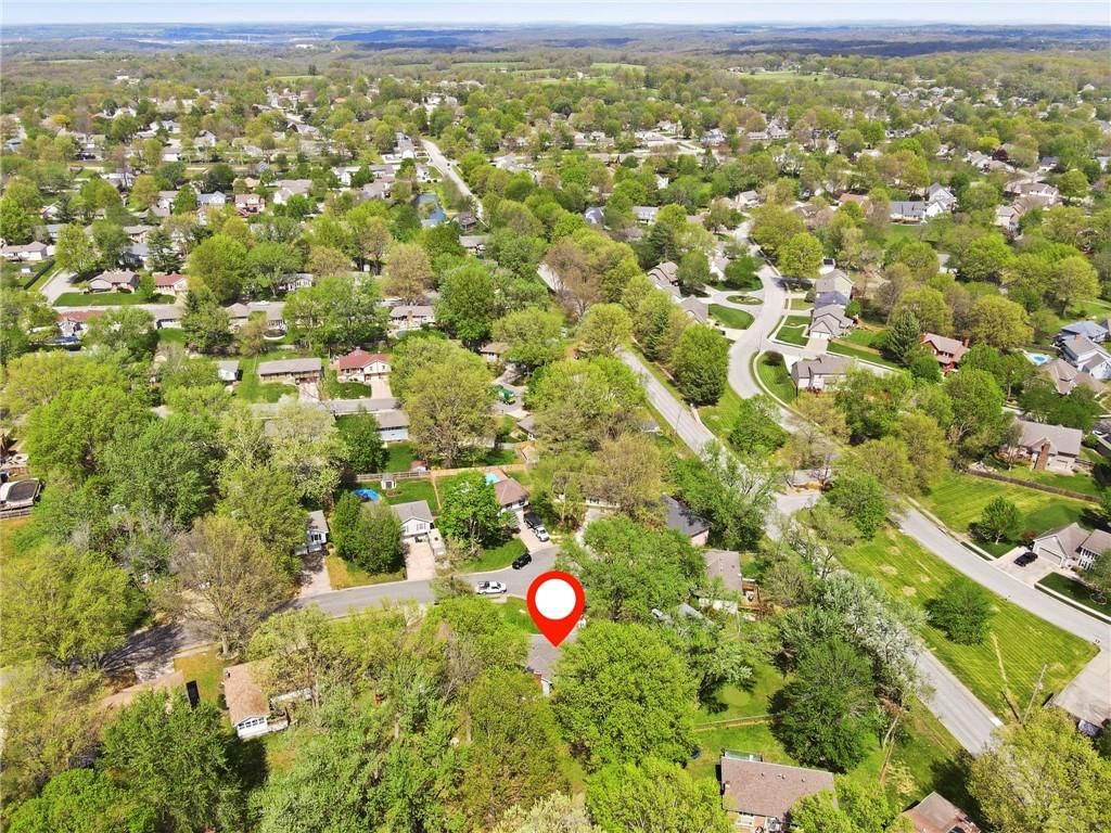 516 NE Johnston Drive — photo 29