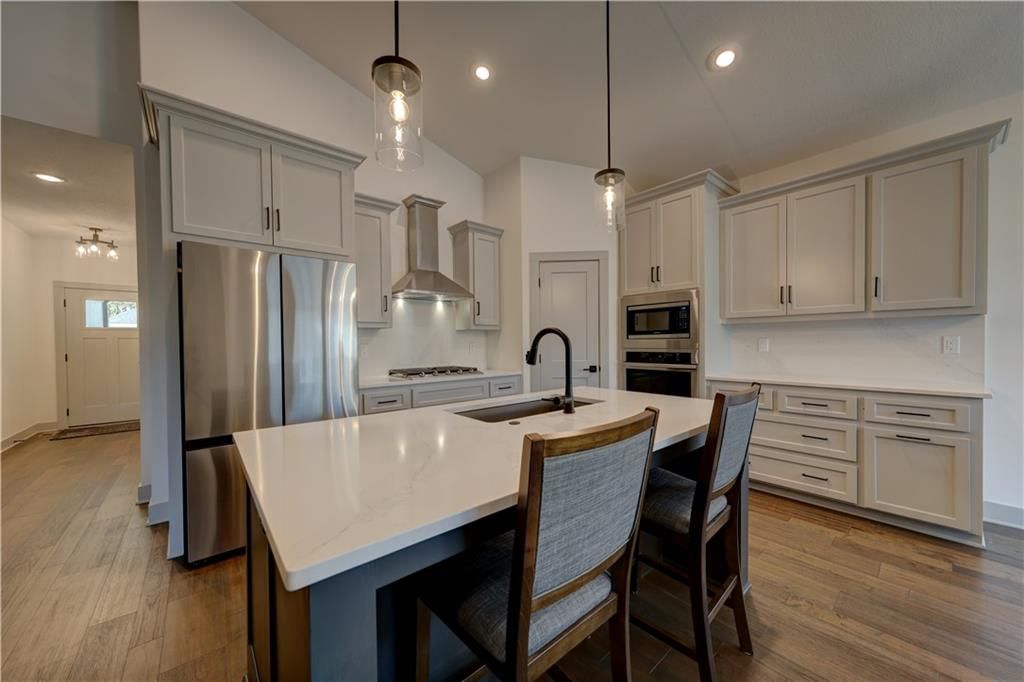 31809 W 170th Terrace — photo 4