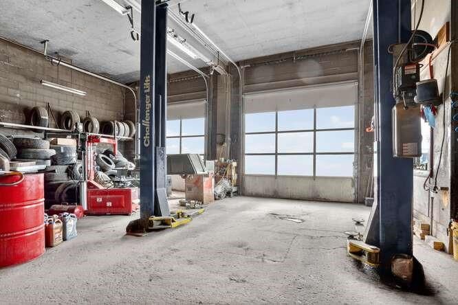 101 NW Railroad Street — photo 11
