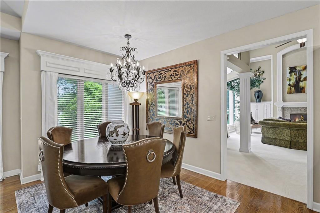 709 NE Lake Pointe Drive — photo 15
