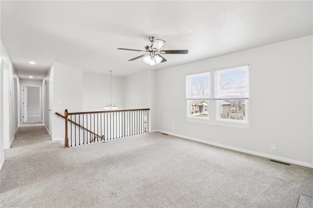1307 NW Hilltop Lane — photo 14