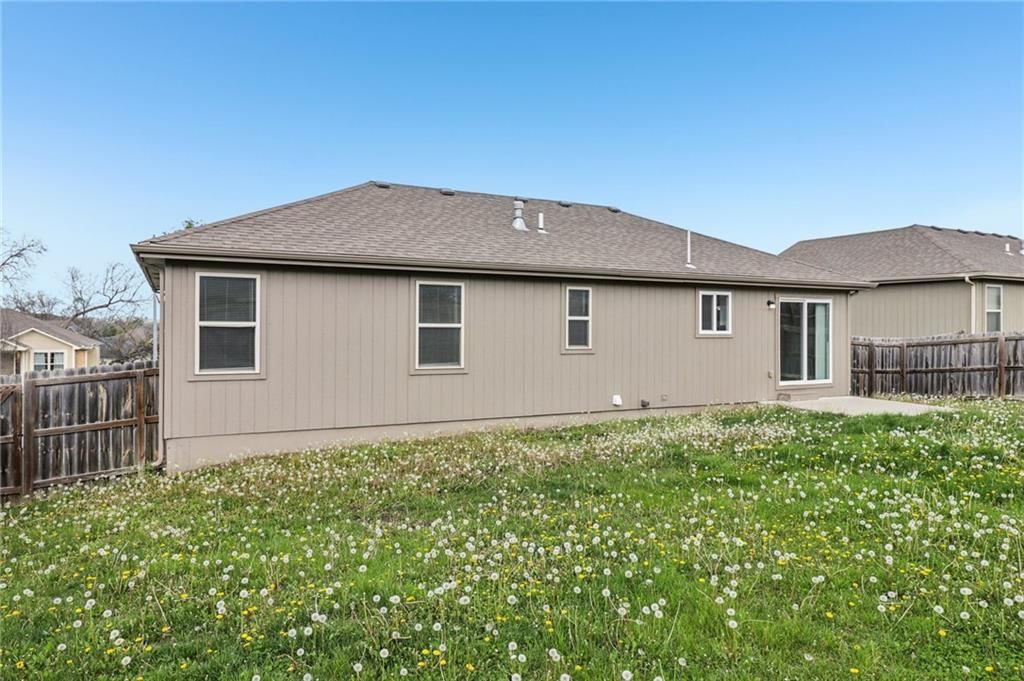 1307 NW Hilltop Lane — photo 39