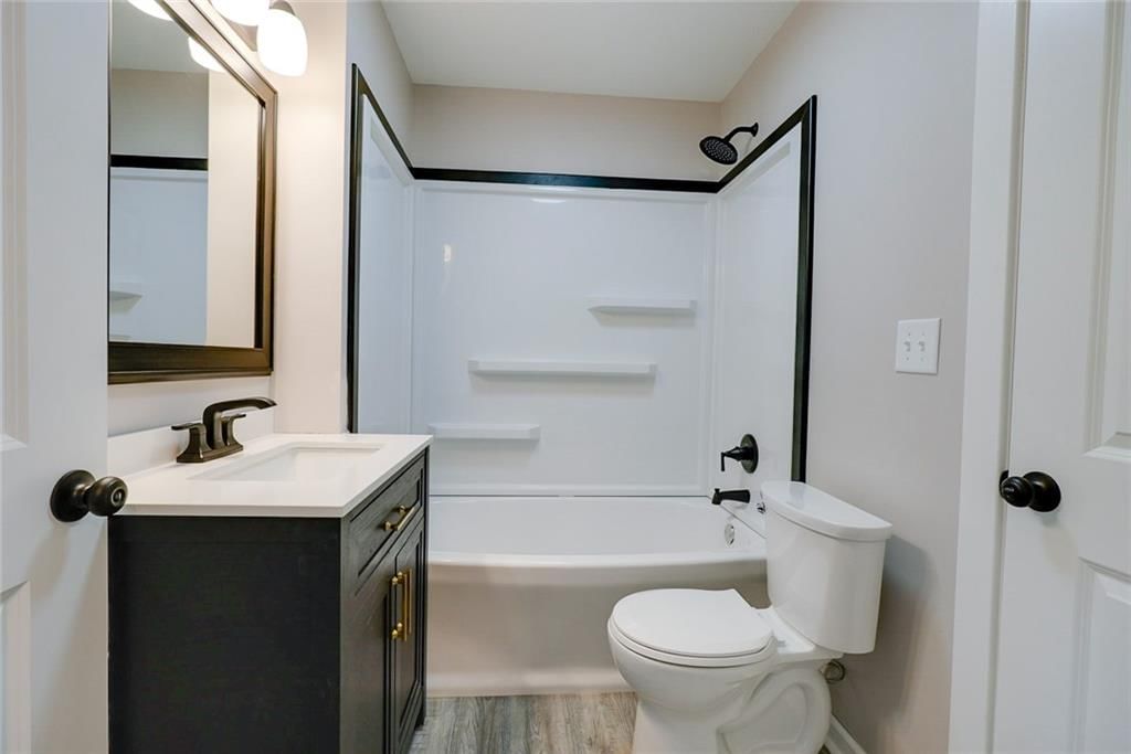 2708 Windsor Avenue — photo 12