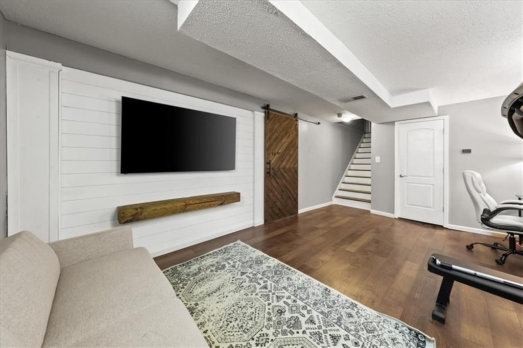 16030 W 147th Terrace — photo 30