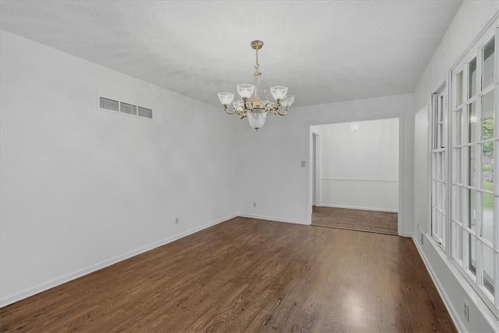 18719 Gateway Drive — photo 10