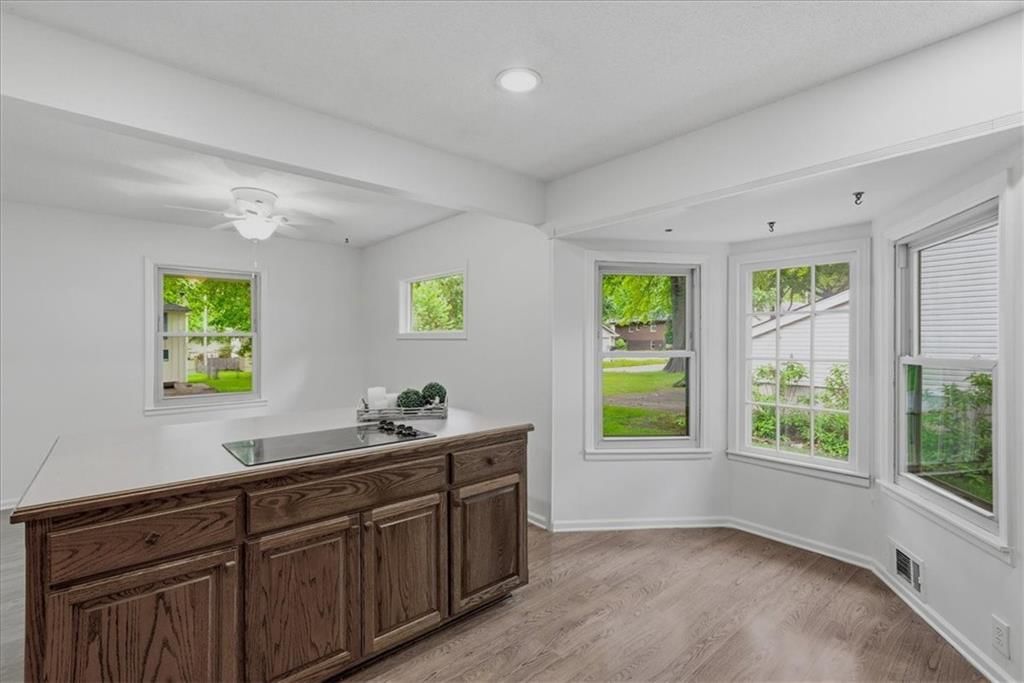 18719 Gateway Drive — photo 14