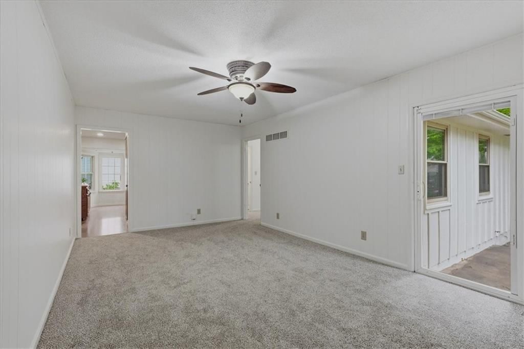 18719 Gateway Drive — photo 19