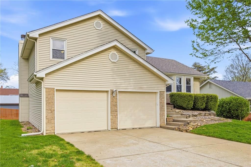 6721 N St Clair Court — photo 3