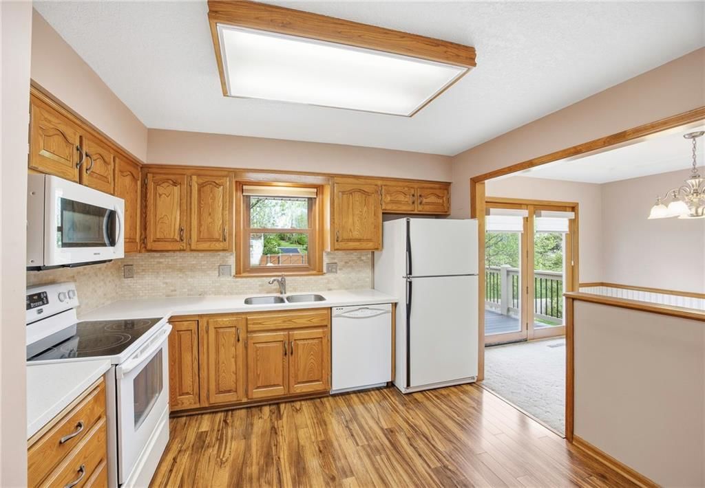 6721 N St Clair Court — photo 13
