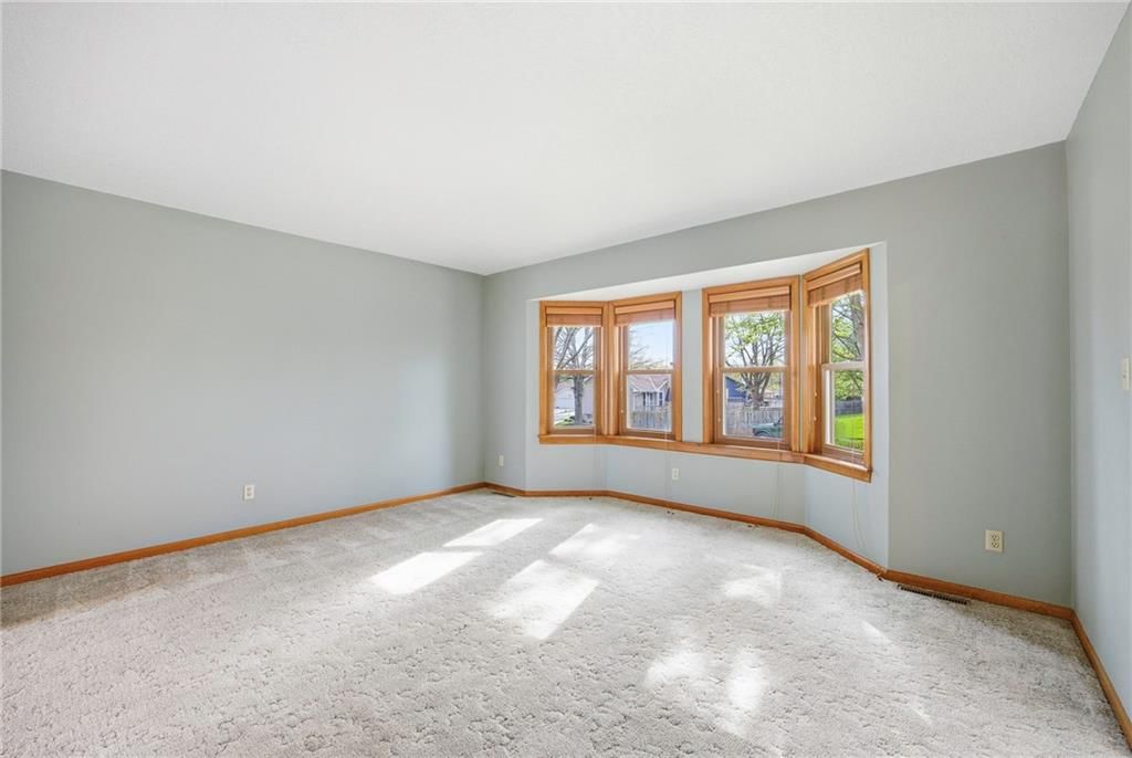 6721 N St Clair Court — photo 18