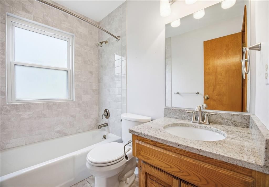 6721 N St Clair Court — photo 22