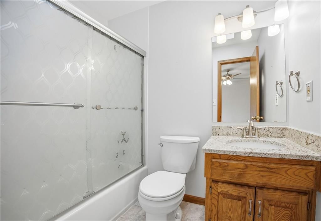 6721 N St Clair Court — photo 25