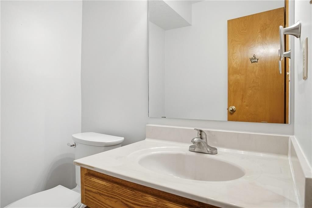 6721 N St Clair Court — photo 30