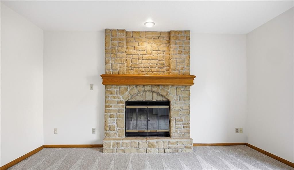 6721 N St Clair Court — photo 31
