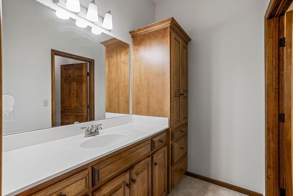 16332 LARSEN Street — photo 37