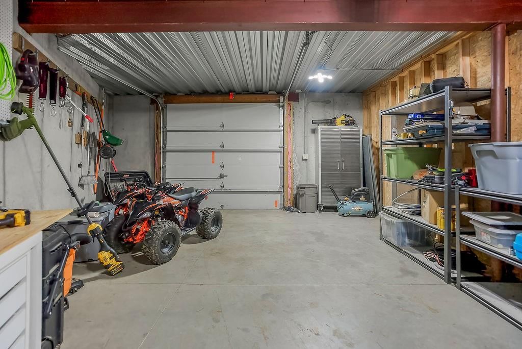 16332 LARSEN Street — photo 44