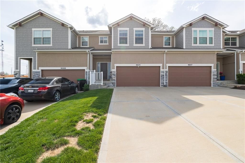 16211 Moon Shot Street, Parkville, MO