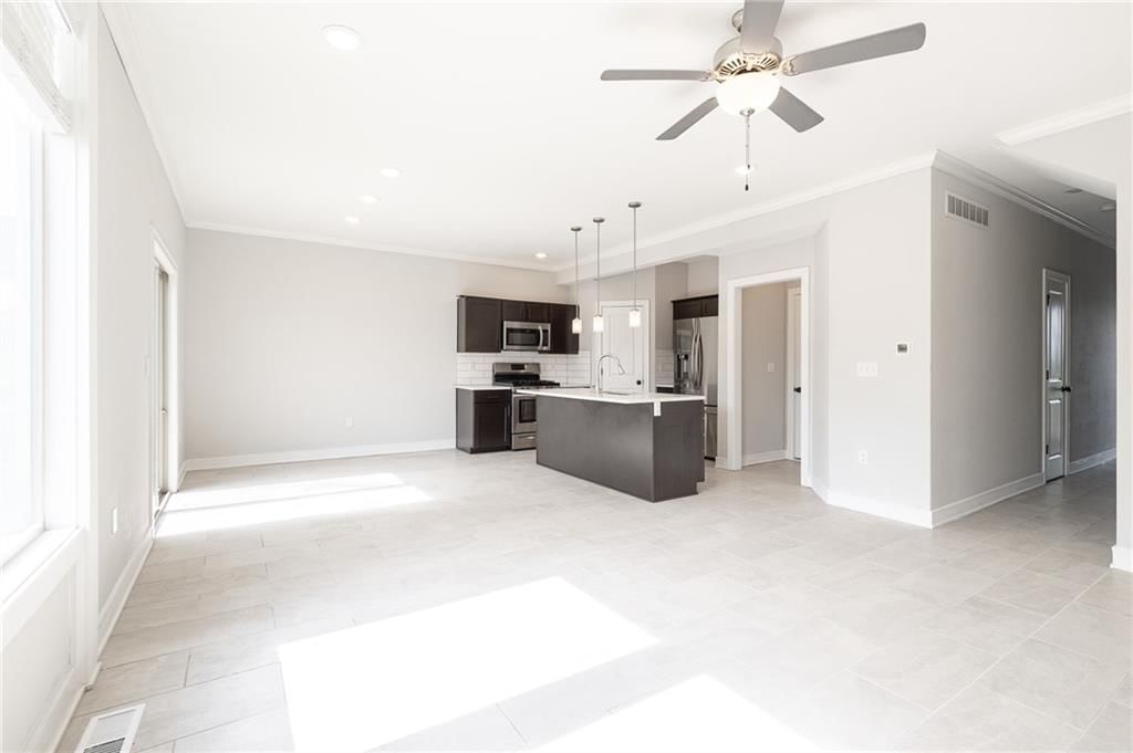 16211 Moon Shot Street — photo 10