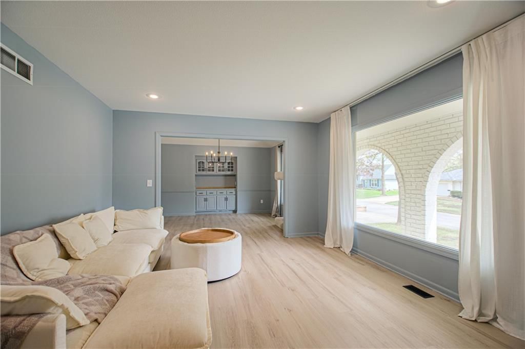 12706 Corrington Avenue — photo 6