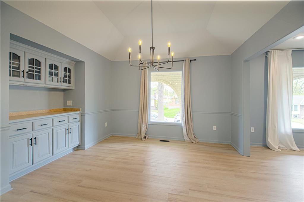 12706 Corrington Avenue — photo 9