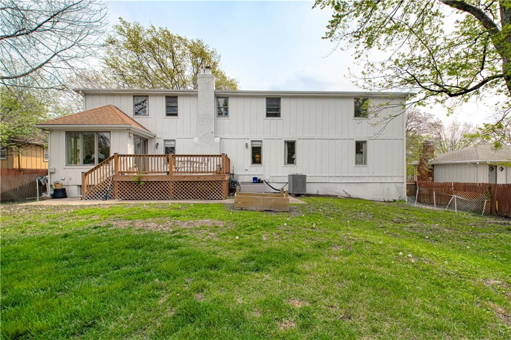 12706 Corrington Avenue — photo 38