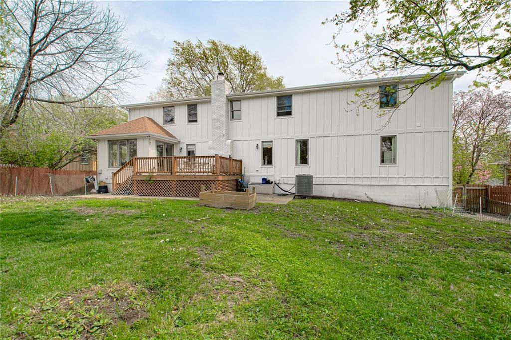 12706 Corrington Avenue — photo 39