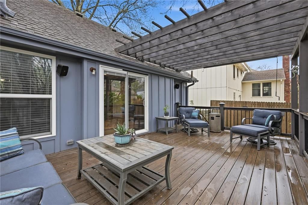 10718 W 102nd Street — photo 22