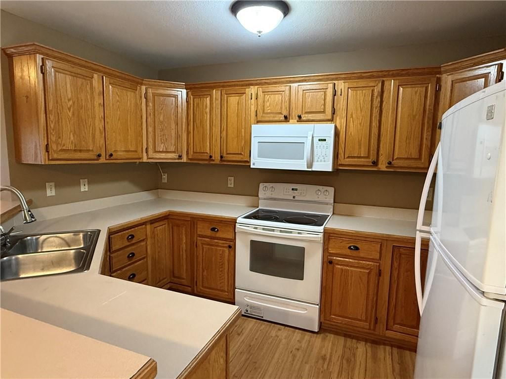 1729 S Maple Street — photo 11