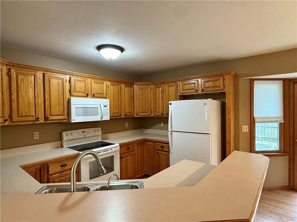 1729 S Maple Street — photo 12