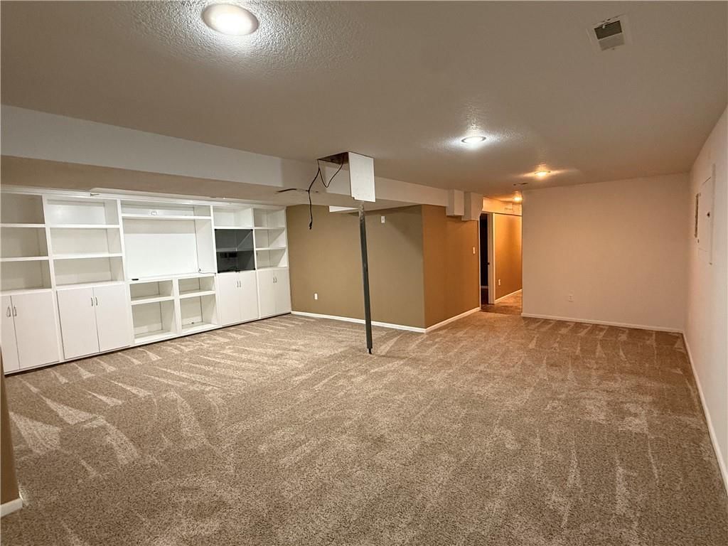 1729 S Maple Street — photo 33