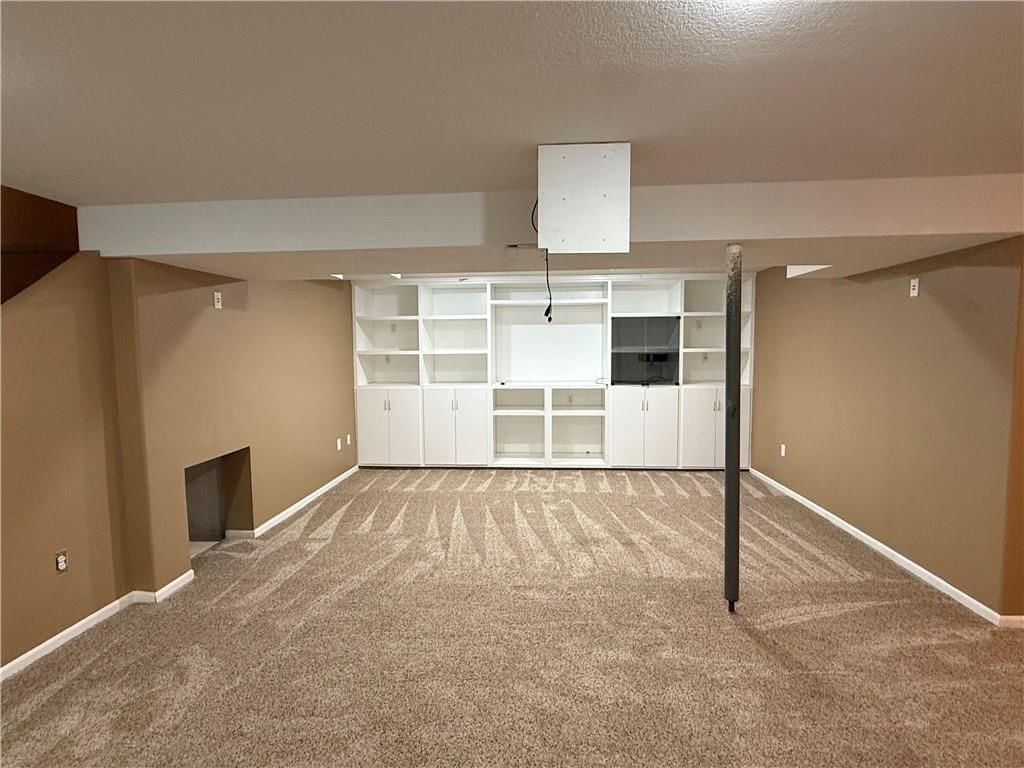 1729 S Maple Street — photo 34