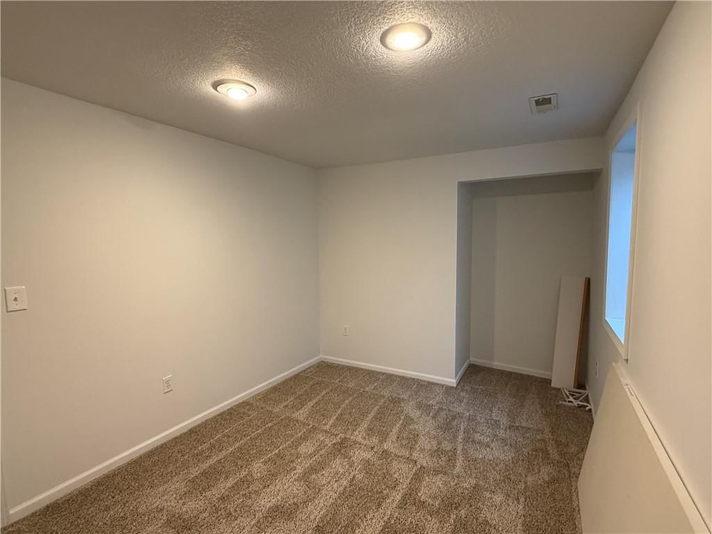 1729 S Maple Street — photo 41