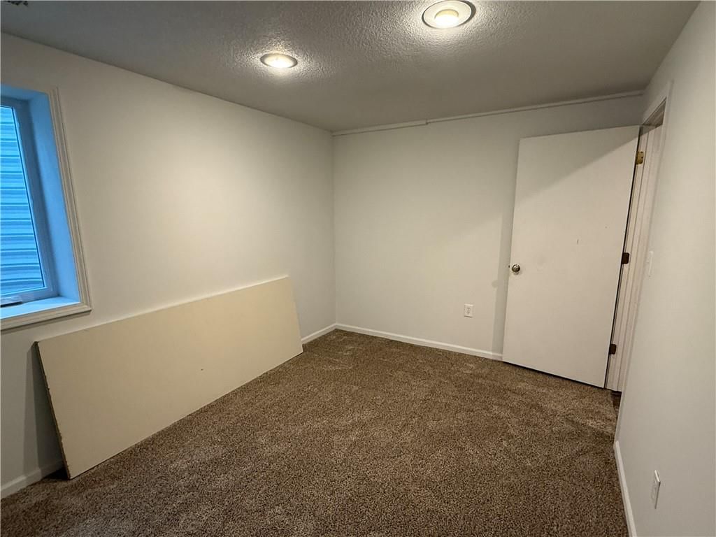 1729 S Maple Street — photo 42