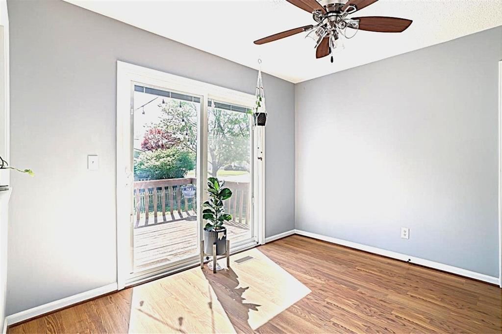 700 Lark Street — photo 9