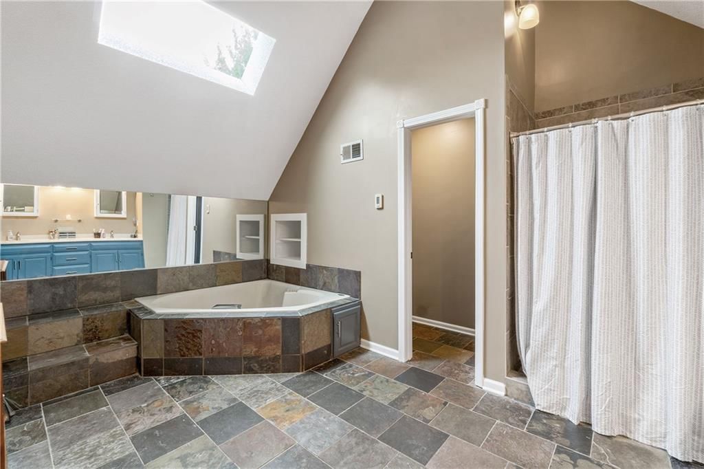 5014 SUMMIT Street — photo 21