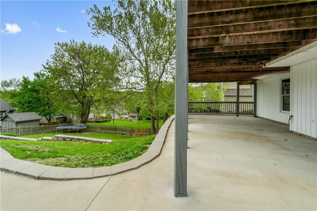 5014 SUMMIT Street — photo 35