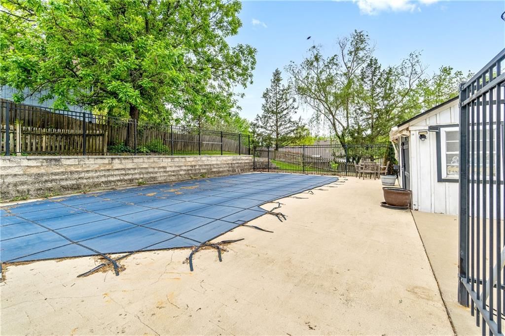 5014 SUMMIT Street — photo 39