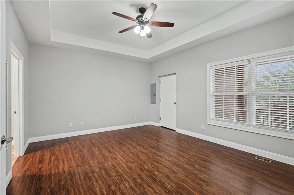 204 Crimson Avenue — photo 17