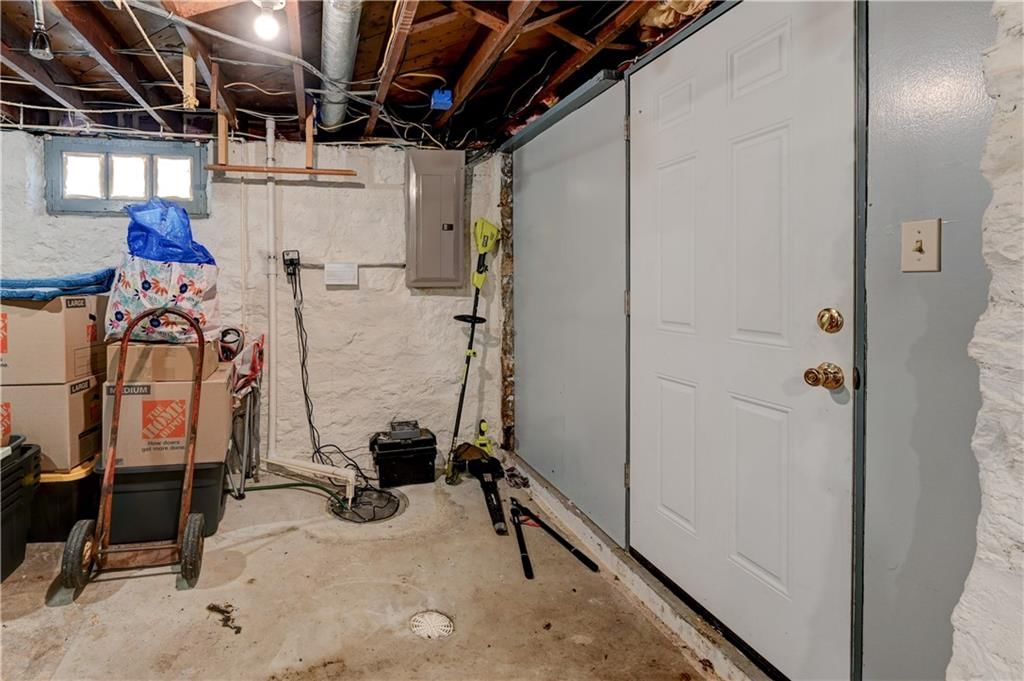 1010 N 8th Street — photo 33